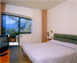 Hotel Villa Carlotta - Torri del Benaco Garda Lake