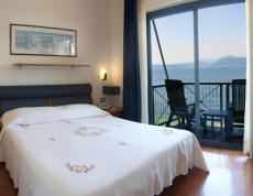Bed & Breakfast on Garda Lake Torri del Benaco